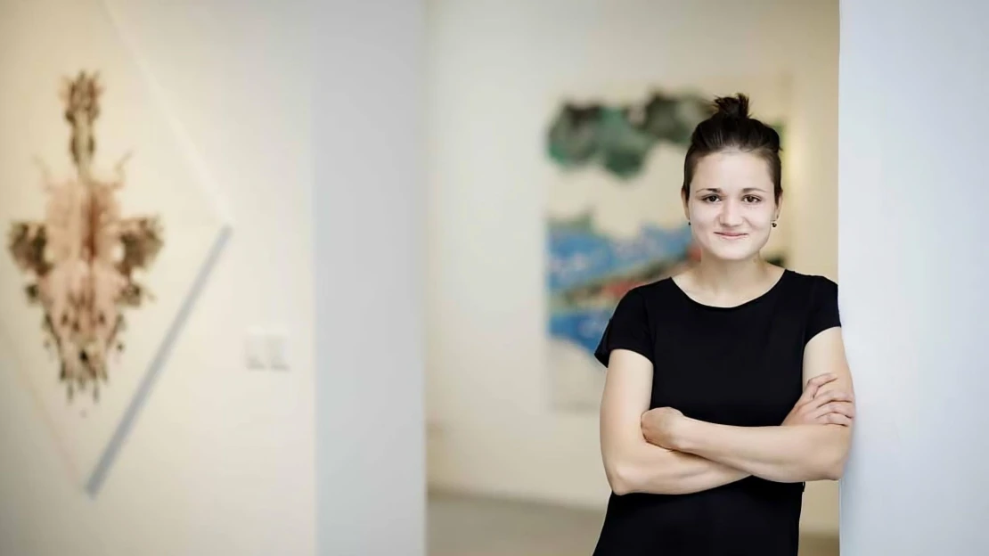 Stačí namířit telefon a obraz se hýbe. Výtvarnice tvoří díla pomocí virtuální reality