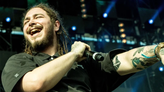 Poslední velké Letňany. Kdo je Post Malone, který v Praze zahajuje evropské turné?