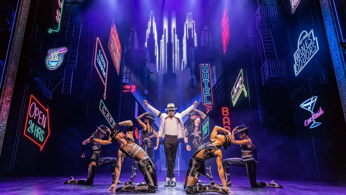 West End uvedl muzikál o&nbsp;králi popu. Efektní show umí okouzlit i&nbsp;frustrovat