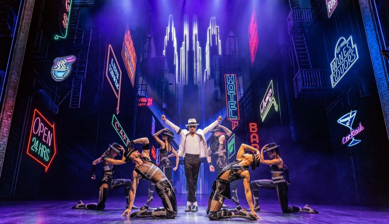 West End uvedl muzikál o králi popu. Efektní show umí okouzlit i frustrovat