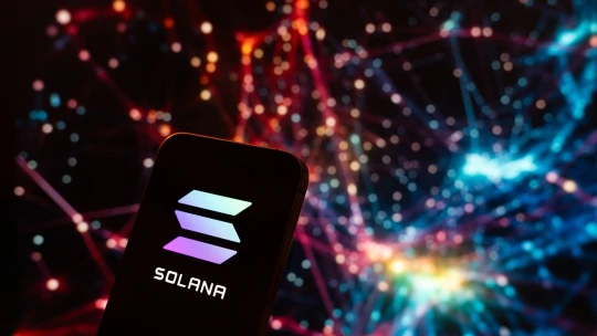 Zdravotnická firma získala od investorů 400 milionů dolarů. Peníze použije na nákup kryptoměn