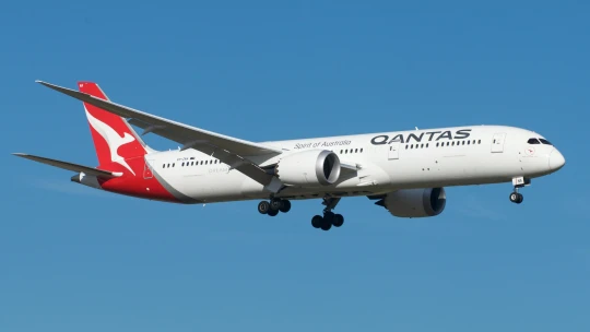 Trest za masové propouštění v&nbsp;pandemii. Aerolinky Qantas dostaly rekordní pokutu