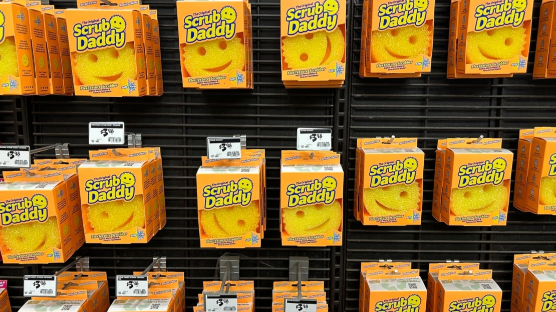 Když je houbička na nádobí lovebrand. Příběh smajlíku, který si získává Česko