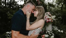 Zásnubní prsteny i fotbalové dresy. Na co Taylor Swift ukáže, to fanynky vykoupí