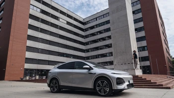 Tesla z Wishe? Čím překvapil čínský elektromobil Xpeng G6