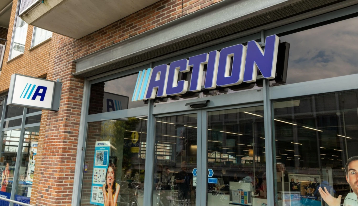 Nákupy za pár korun táhnou. Action, Tedi i Woolworth v Česku raketově rostou