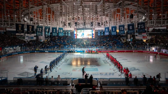 Přednáška ráno, zápas večer. Univerzitní hokej v Česku si plní americký sen