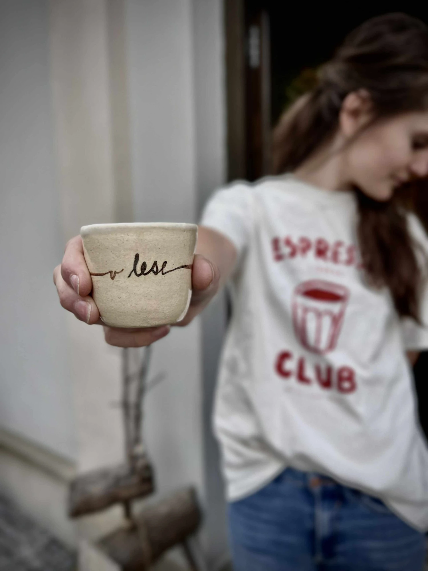 V lese