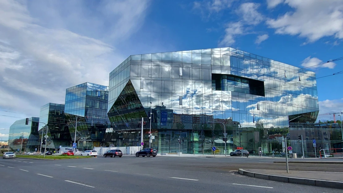 Sazka po sedmdesáti letech mění tvář. Přejmenuje se na Allwyn