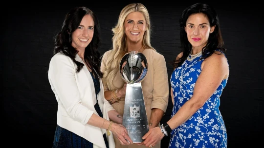 Nové miliardářky. Slavný klub amerického fotbalu nyní vedou a vlastní tři sestry