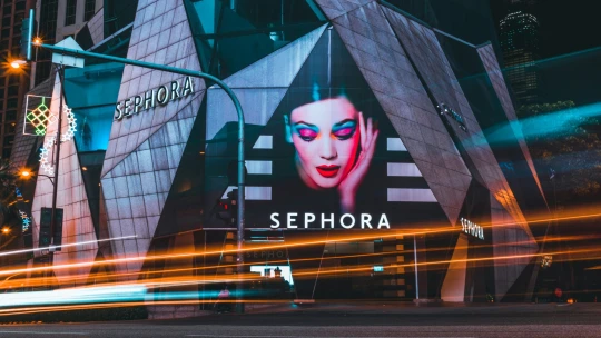 Síť parfumerií Sephora loni v Česku více než zdvojnásobila zisk. Otevřela nové prodejny