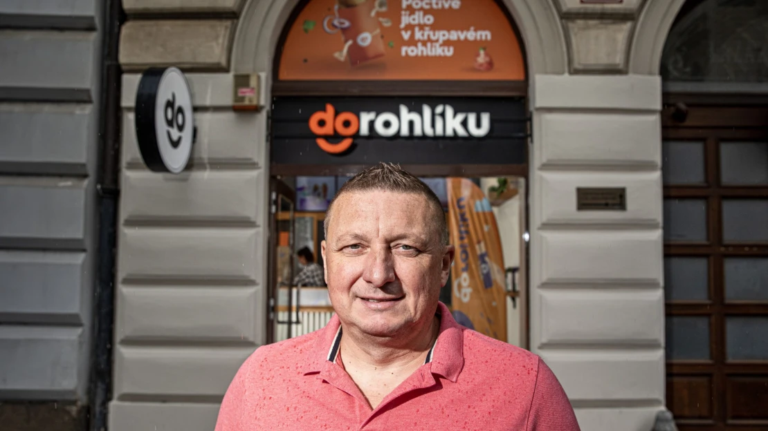 Vlašák moc nefrčí, ale kančí je hitovka, říká muž, který inovoval párek v&nbsp;rohlíku