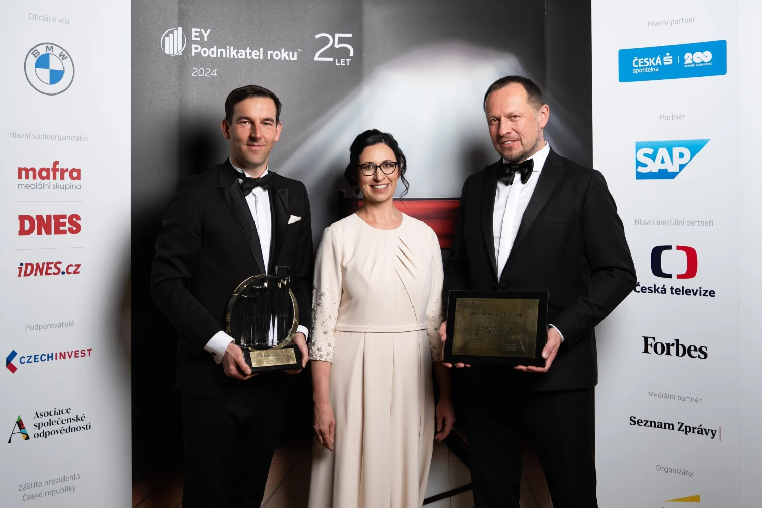 Startuje šestadvacátý ročník EY Podnikatele roku. Kdo vystřídá Kratinu a&nbsp;Šoustala?