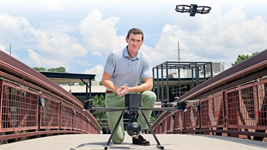 Pod dohledem. Startup slibuje, že zbaví USA veškeré kriminality, čelí však i kritice