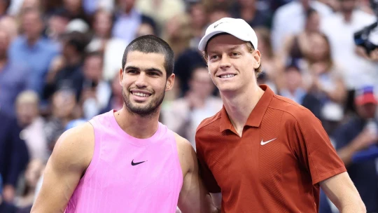 Alcaraz předčil Sinnera a&nbsp;ovládl US Open. Vystřídá ho na pozici světové jedničky