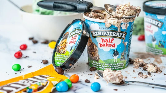 Spoluzakladatel zmrzliny Ben & Jerry’s&nbsp;končí po&nbsp;padesáti letech. Vadí mu omezování aktivismu