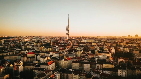Praha znovu v čele. Nikde v Evropě nezdražují luxusní nemovitosti tak rychle