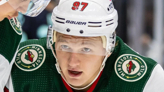 NHL má nového nejlépe placeného hráče. Kaprizov vydělá 350 milionů ročně