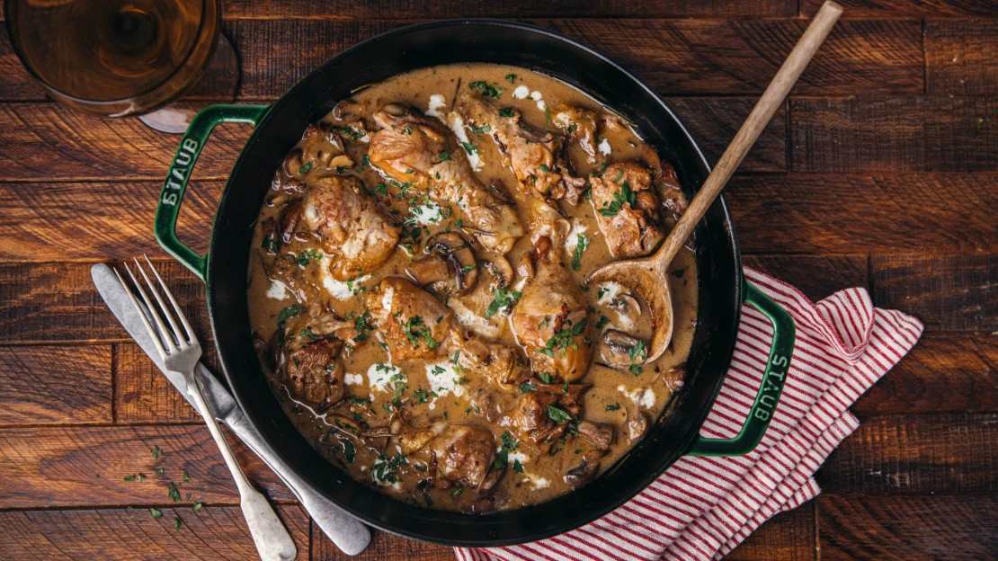 Francouzské kuře na víně & houbách. I z obyčejného dne udělá malý svátek