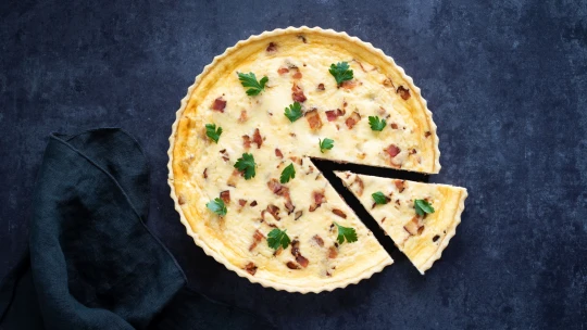 Klasika francouzských klasik. Lotrinský quiche je přímý tah na branku gurmetů