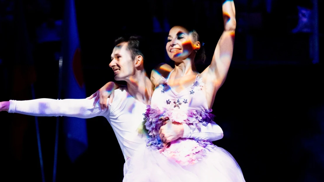 Balet zítřka. Voyta a Grimberg propojují českou kulturu, módu a technologie