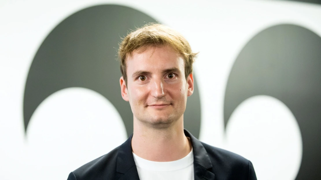 Lež postavy zlidšťuje, říká režisér Omerzu o novém filmu Nevděčné bytosti