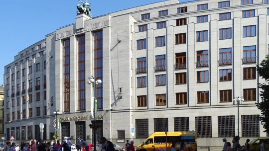 Zdraží hypotéky? Česká národní banka poprvé po&nbsp;čtyřech letech zvýšila úrokové sazby