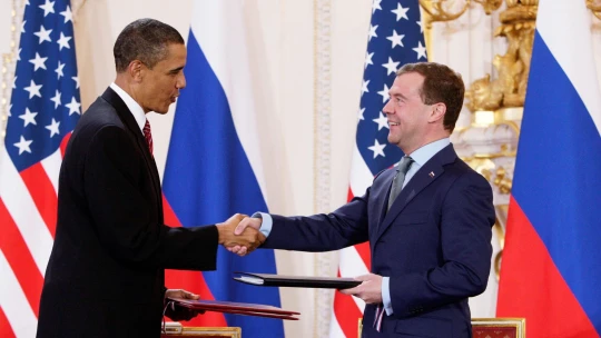 Rusko chce prodloužit odzbrojovací smlouvu s USA, řekl Putin