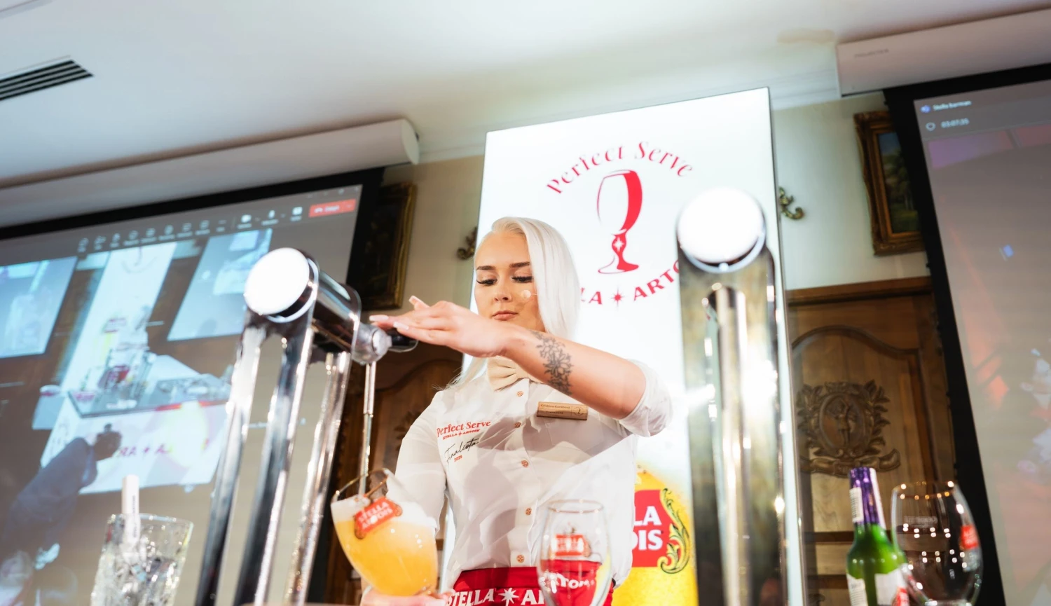 Soutěž v čepu. České barmanky ukazují, že dokonalé pivo je umění i rituál