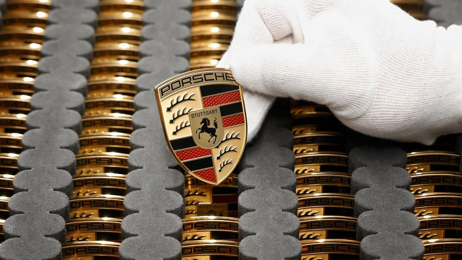 Sbohem, Číno! Ahoj, benzine! Porsche přišlo o největší trh a řeší, jak z krize ven