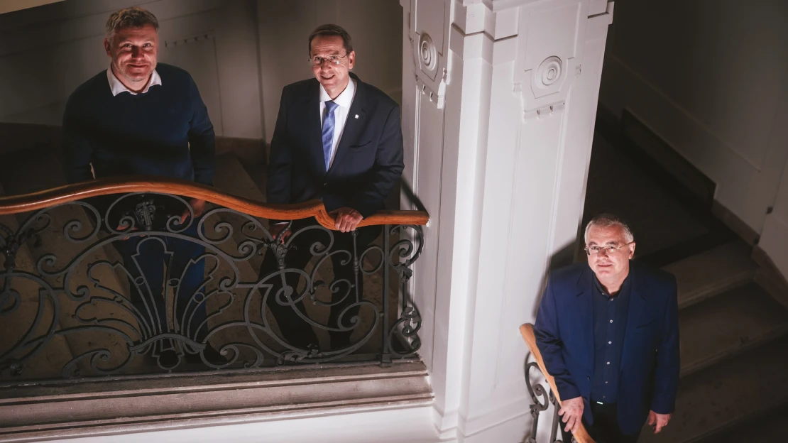 Malý čip, velká revoluce. Najde Česko své místo na globální mapě?