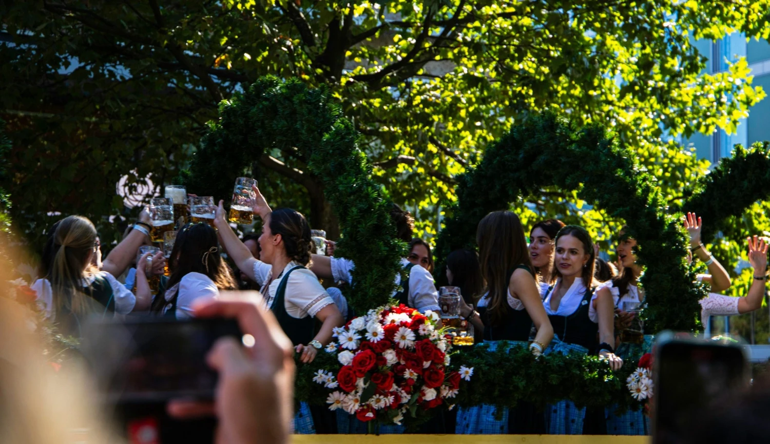 Sto devadesát let tradice. V Mnichově startuje slavný Oktoberfest