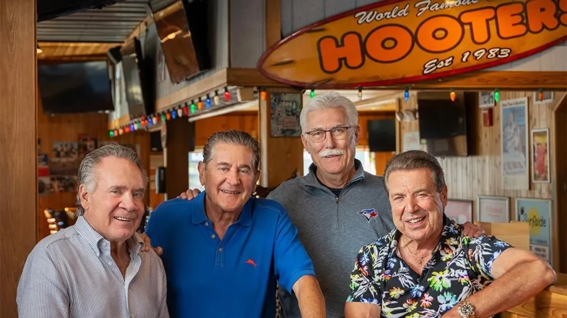 Je to naše povinnost. Přátelé z Floridy zachraňují řetězec Hooters