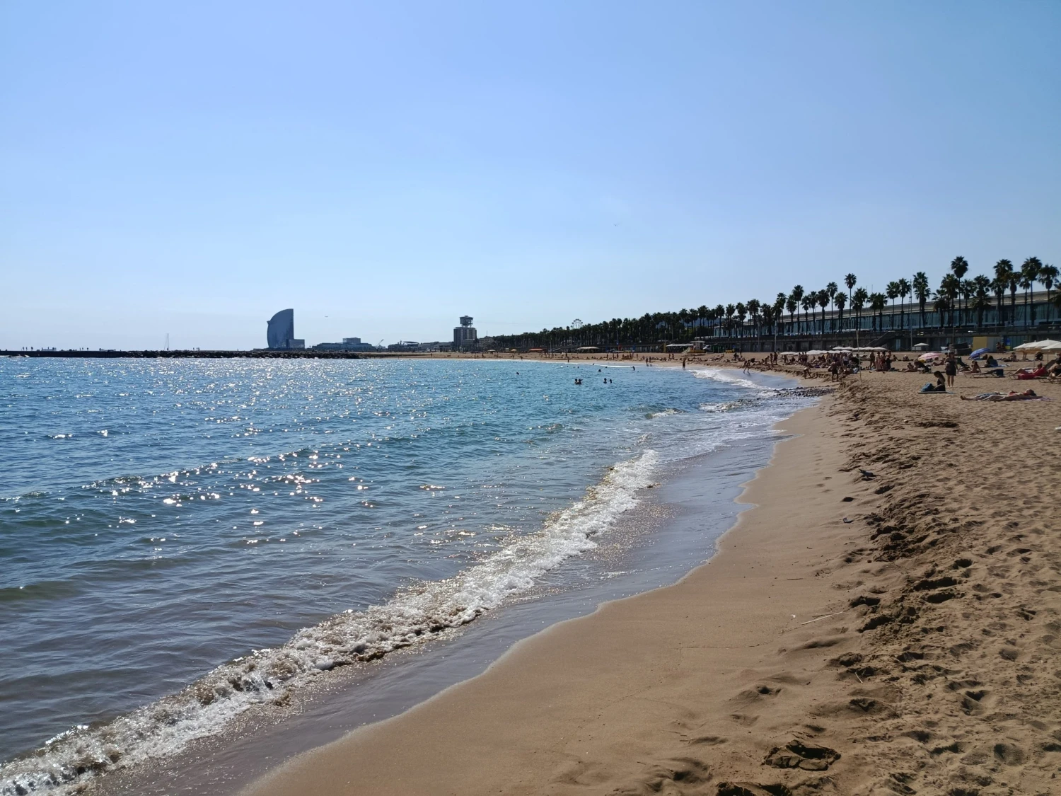 Úplné zatmění Slunce přiláká do Španělska tisíce turistů