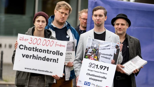 Ochrana dětí, nebo ztráta soukromí? Sporný návrh EU narazil na odpor Němců