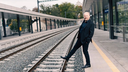 Architekt nových nádraží. Věci kolem nás mají být krásné, říká Dalibor Hlaváček