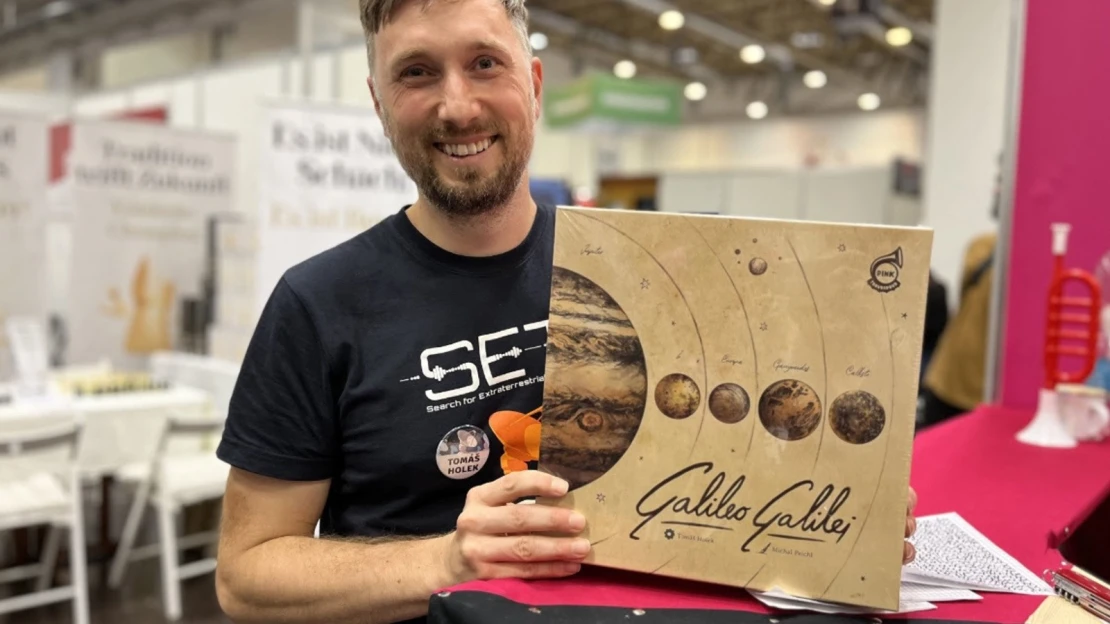 Hledání ufonů z něj udělalo hvězdu. Co vidím, předělám na hru, říká tvůrce deskovek