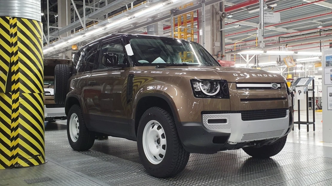 Mají se bát i ostatní automobilky? Jaguar Land Rover se po kyberútoku sbírá ze dna