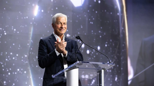 Americkým akciím hrozí hluboký propad, varuje šéf JP Morgan