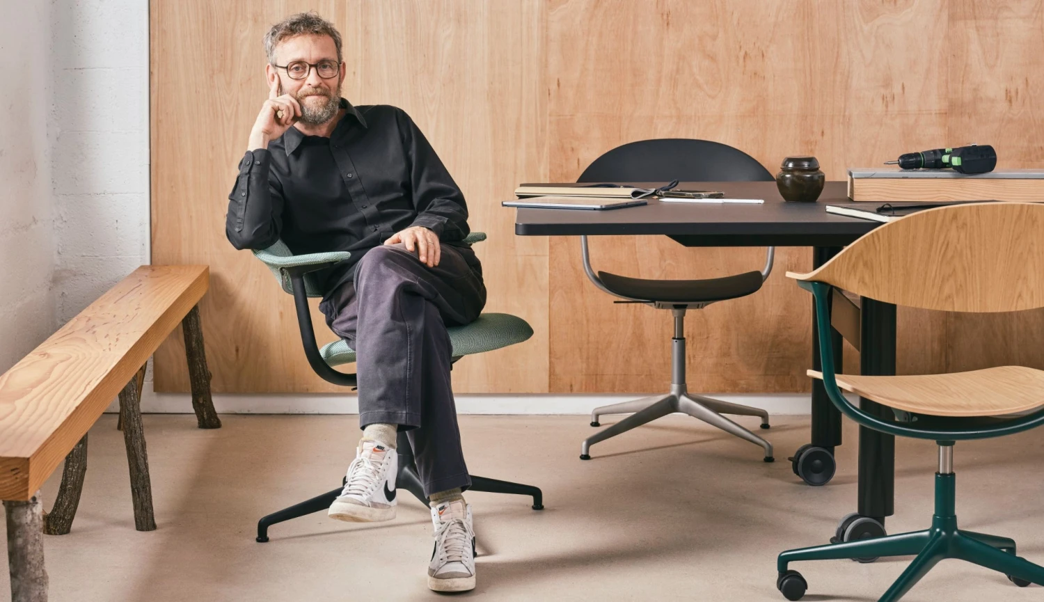 Dobrý design je tichý a nekřičí, říká hvězdný designér Erwan Bouroullec