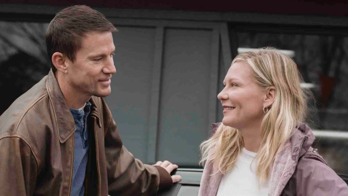 Tatum a Dunst září v netradiční komedii. Nepolapitelný je nenápadný říjnový hit