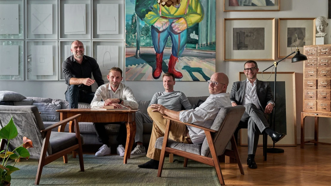 Jeden obraz, pět majitelů. Kolektiv fivewords se zaměřuje na mladé umělce