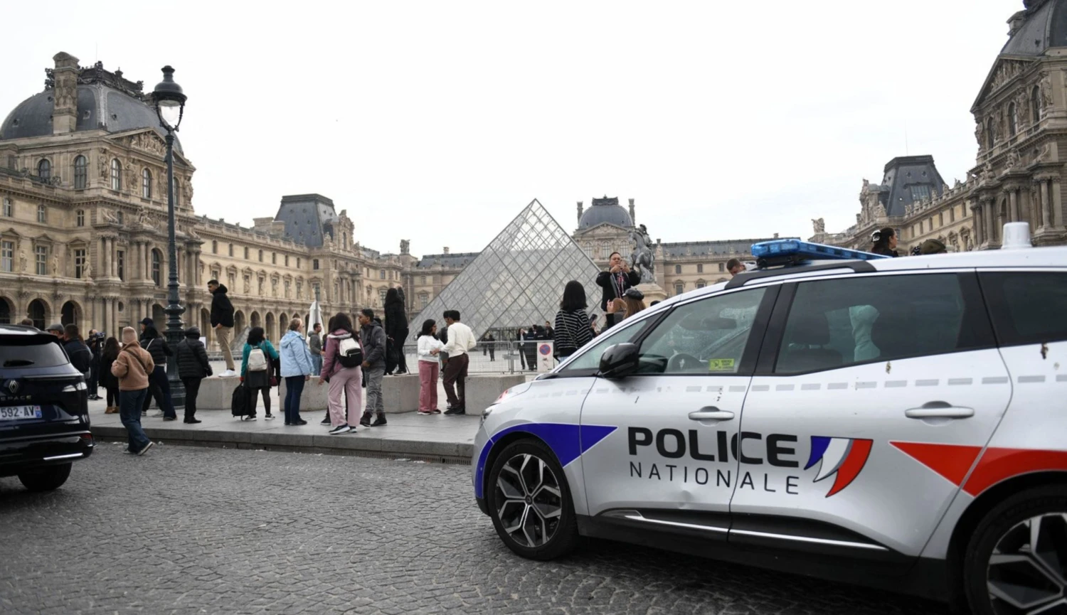 Ukradené skvosty zdobily císařovny i královny. Zloději šli do Louvru najisto