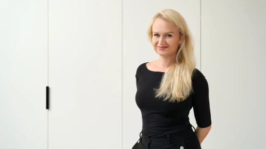 Zůstaňme sami sebou, i&nbsp;když hrajeme role. Power posing nepomáhá, říká odbornice