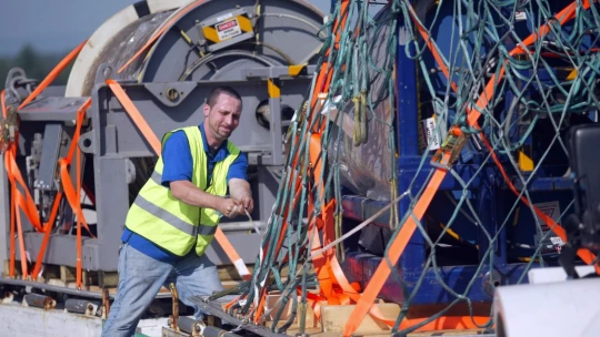 Achillova pata dnešního světa. Podmořské kabely lidé potřebují, chránit je ale neumí