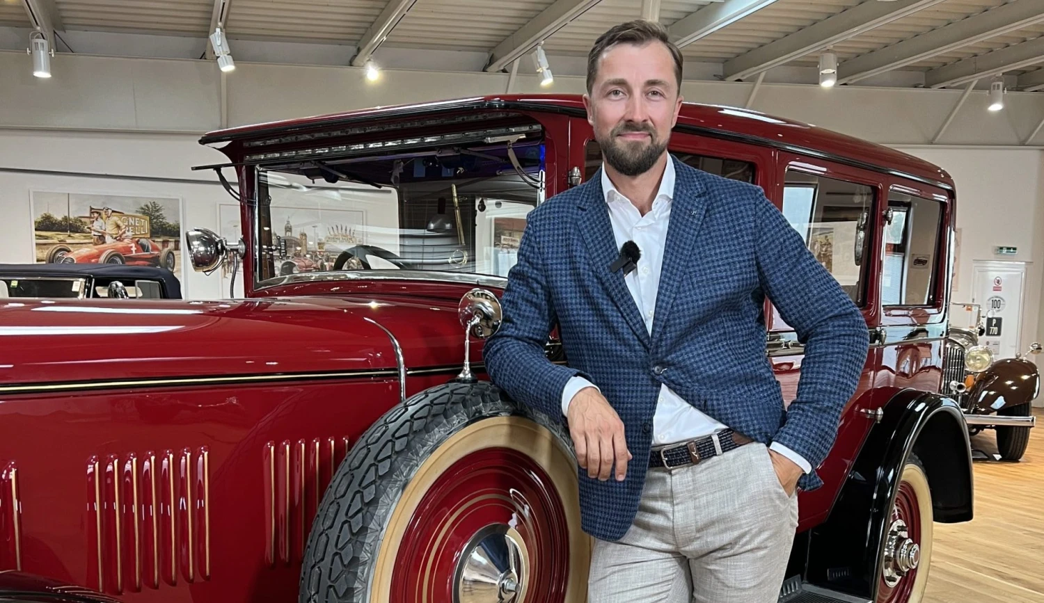 Sbohem, korporáte! Pavel Kočí opustil ředitelské křeslo a začal dražit veterány