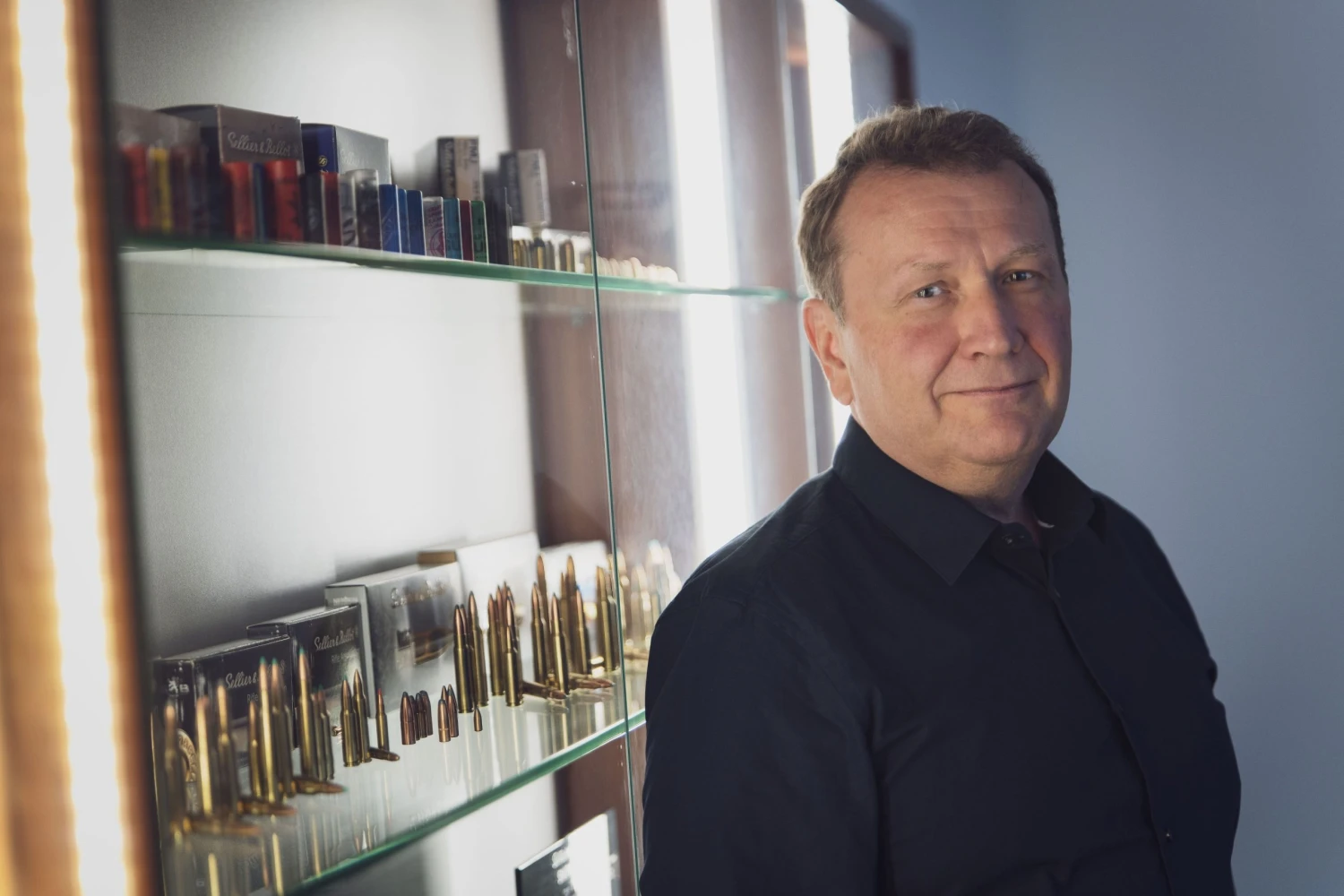 Česká zbrojovka Colt vstupuje na další burzu. Akcie nyní kotují v Amsterdamu