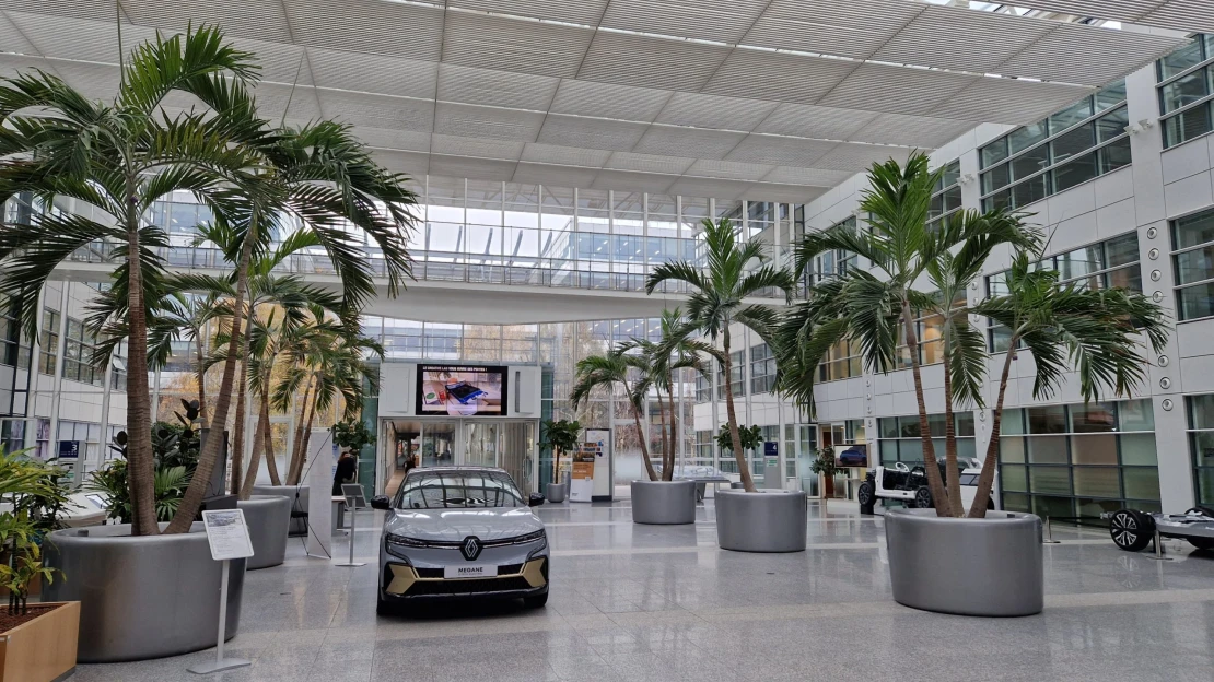 Renault se připojuje k vlně propouštění. Zruší tři tisíce pracovních míst