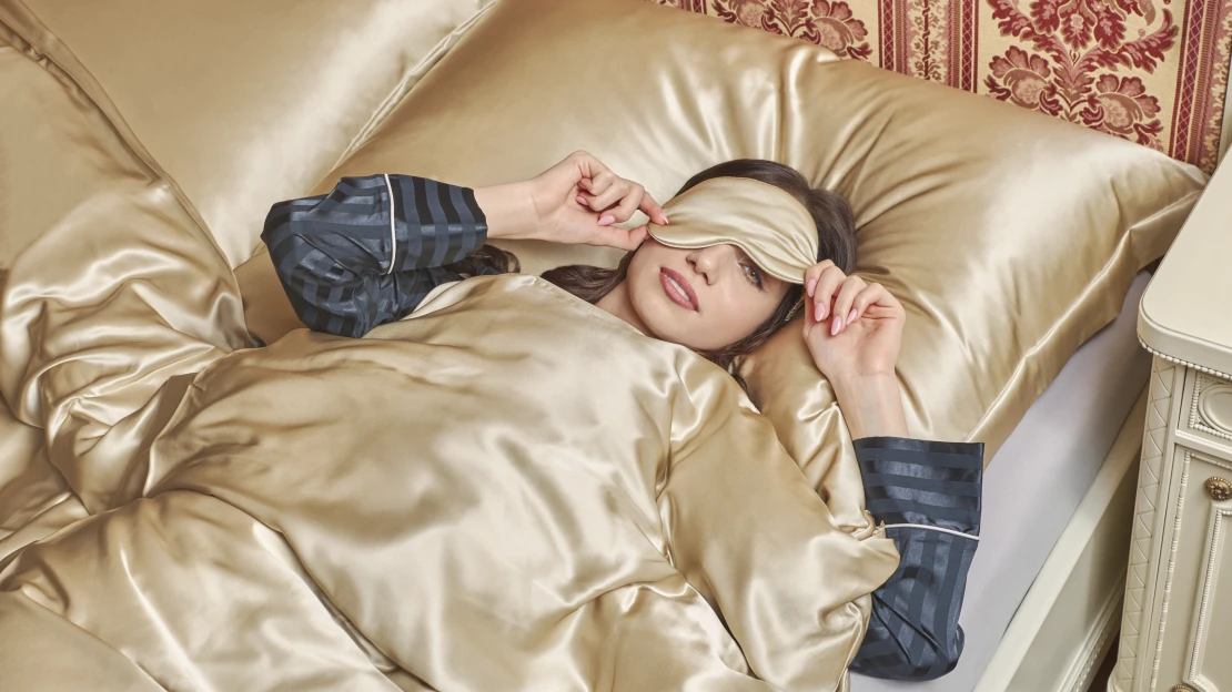 Slast zachumlat se. Iveta Steinerová vrací ztracený lesk českému peří i řemeslu