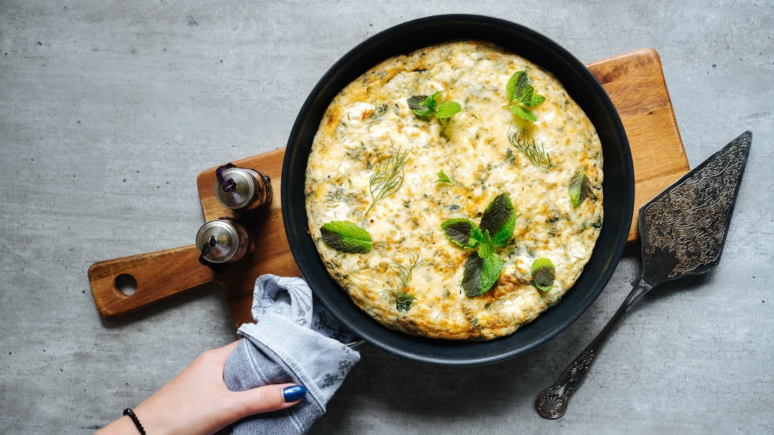 Ráno, v poledne, večer. Špenátová frittata vás do 20 minut potěší skvělou chutí i složením